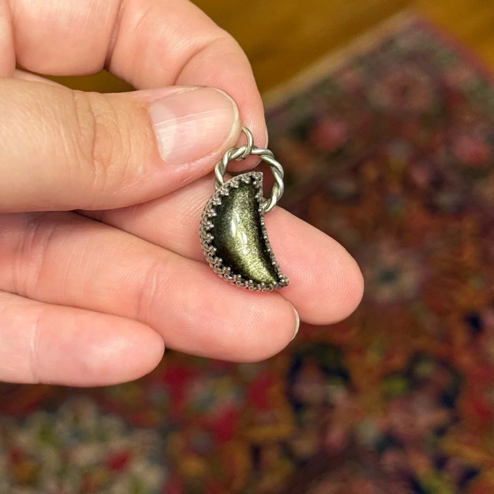 Golden Sheen Obsidian Crescent 🌙 moon Silver Pendant - Picture 1 of 3